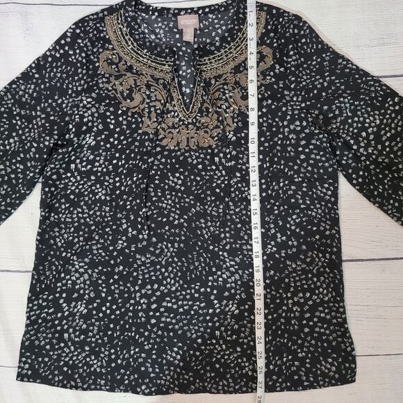 Chico's Size 1 US M No Print Strokes Embroidered Blouse Long Sleeve Notched Neck - Picture 5 of 10